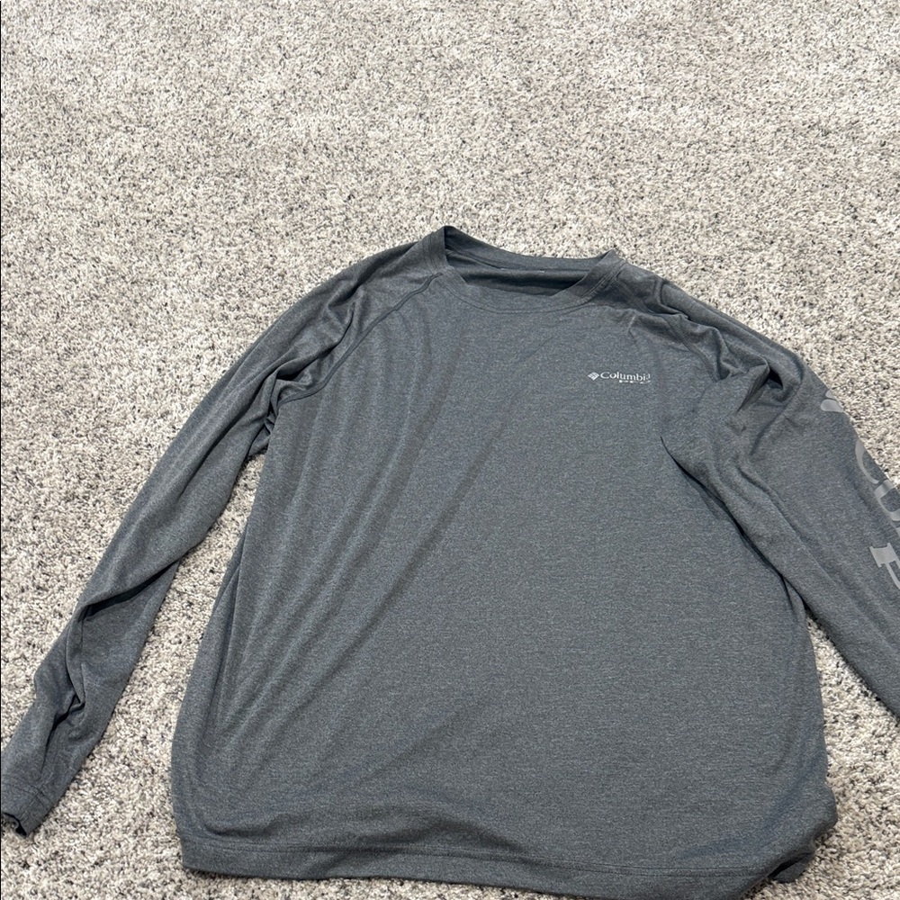 Columbia Men's Dark Gray Long Sleeve Tee